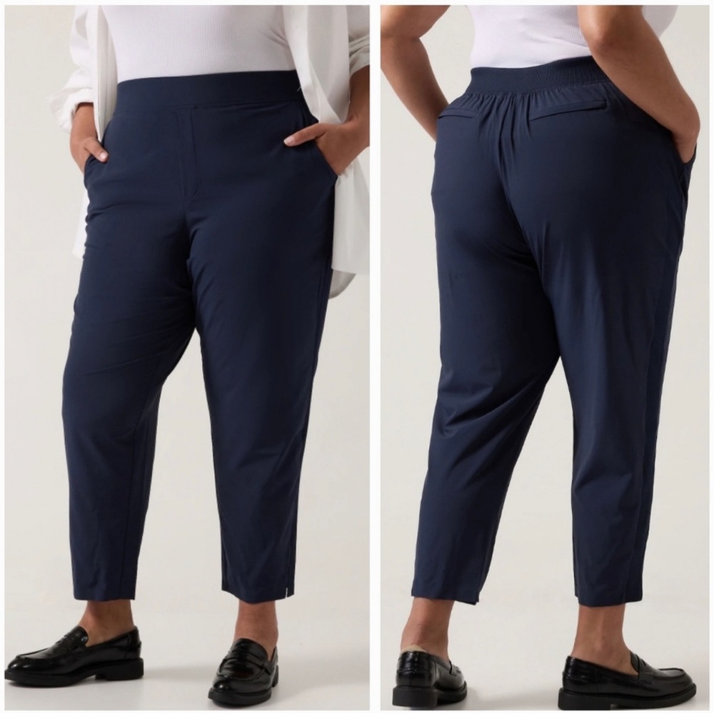 Athleta Navy Blue Tapered Jogger Pants